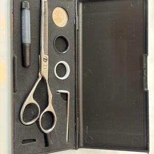#316 Centrix Cricket Thinning shears. Excellent Condition